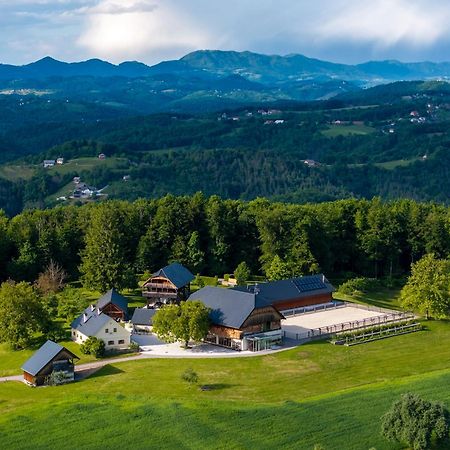 Posestvo Pule Equestrian Estate Trebelno Exterior foto