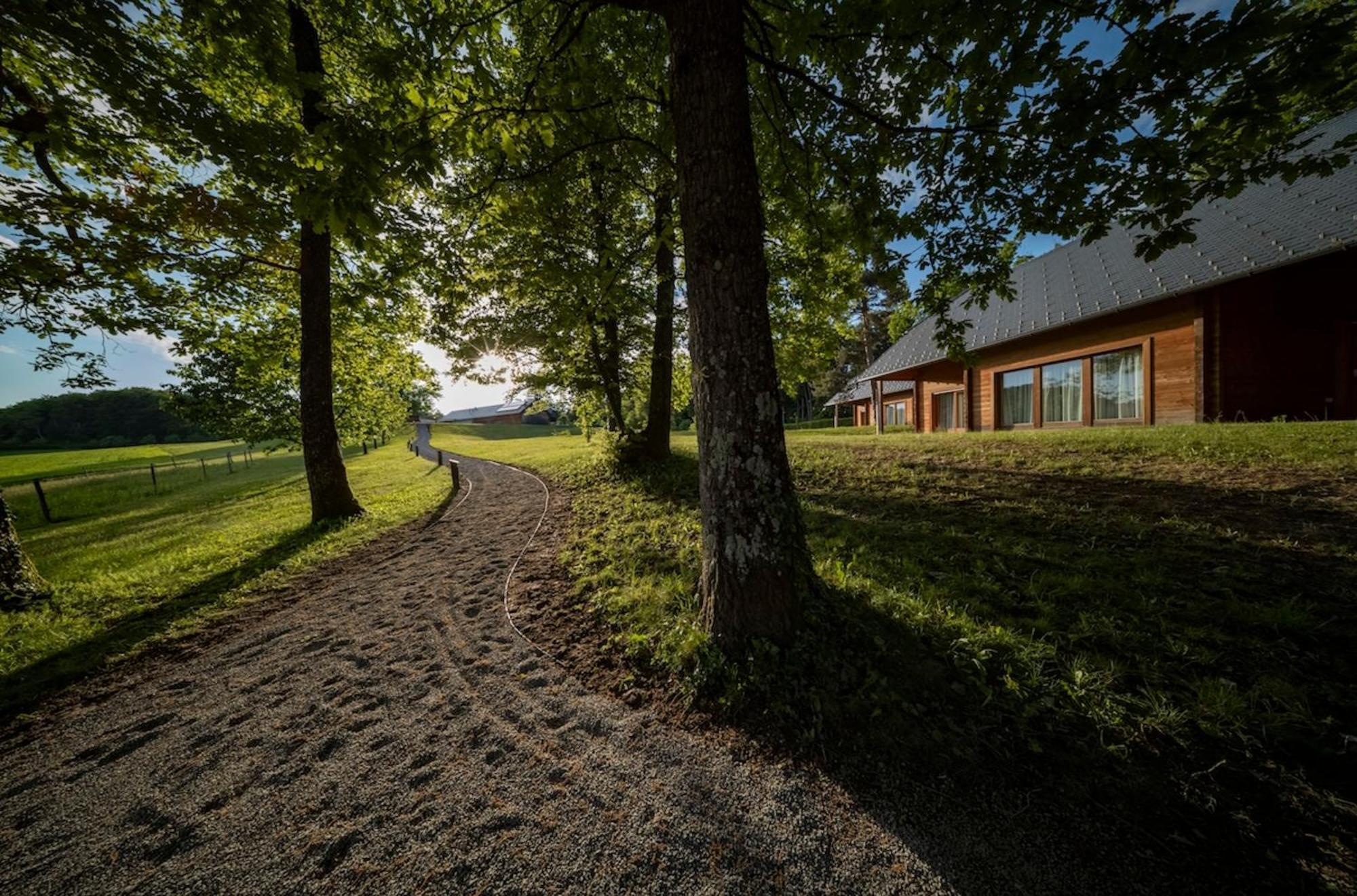 Posestvo Pule Equestrian Estate Trebelno Exterior foto